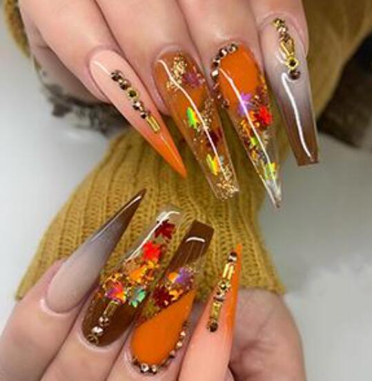 Höstiga naglar med Lönn Höst Löv för Naglar Maple Holografisk Nail Art 12 st Bild från kunder 3