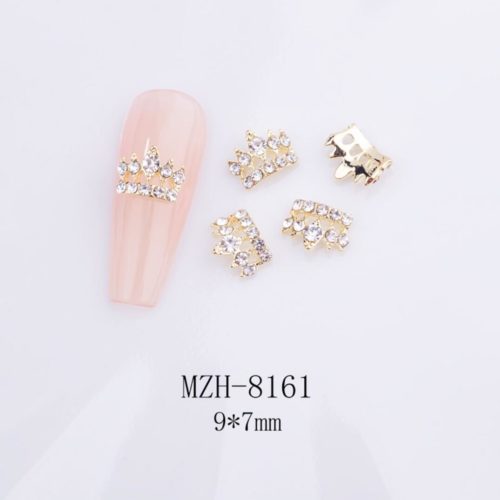 KRONA nagelsmycken i guld med vita diamanter högkvalitativt. Crown with white diamonds nail jewelry för nail art, nageldekoration och andra konstprojekt Modell MZH-8161